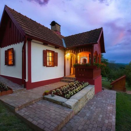 Lavanda Carasova Crasova Bagian luar foto